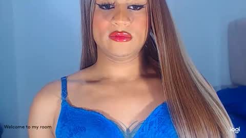 Snapshot of valentinaxxxdoll chatting on 02/22/26, 07:45 VALENTINA online show from 02/22/26, 07:45