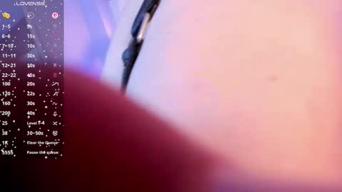 Mia  online show from 10/07/25, 09:34