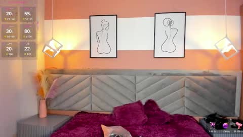 Snapshot of valentine_mia_ chatting on 01/05/26, 09:07 Mia online show from 01/05/26, 09:07