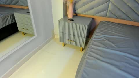 Snapshot of valentine_mia_ chatting on 02/14/26, 07:10 Mia online show from 02/14/26, 07:10