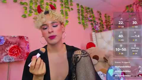 Snapshot of valentinee_xo chatting on 06/27/26, 12:22 valentinee_xo online show from 06/27/26, 12:22