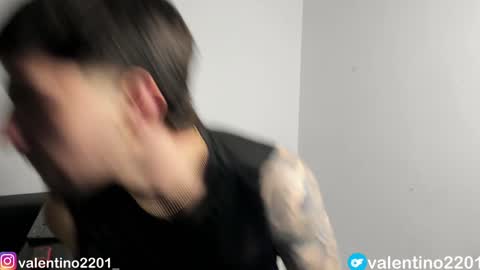 valentino online show from 12/03/24, 12:57