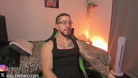 valentino online show from 09/09/25, 10:31