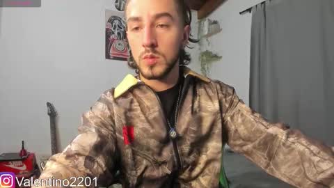 valentino online show from 12/21/25, 01:13