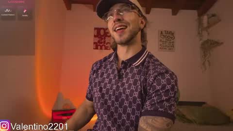 Valentino - 15 OFF valentino2201 online show from 05/08/26, 02:28