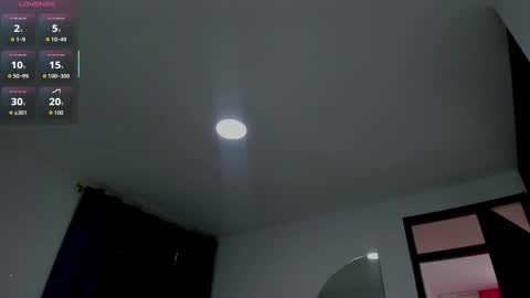 Snapshot of valentino_santos chatting on 10/04/25, 07:23 valentino santos online show from 10/04/25, 07:23