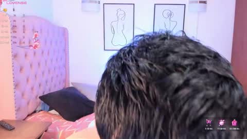 Snapshot of valentinoo_10 chatting on 02/10/26, 06:45 Manuel online show from 02/10/26, 06:45