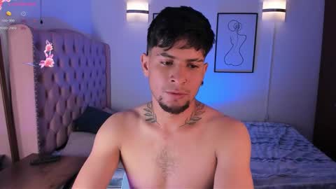 Snapshot of valentinoo_10 chatting on 02/21/26, 10:33 Manuel online show from 02/21/26, 10:33