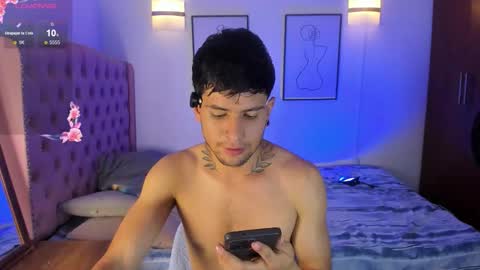 Snapshot of valentinoo_10 chatting on 03/18/26, 06:44 Manuel online show from 03/18/26, 06:44