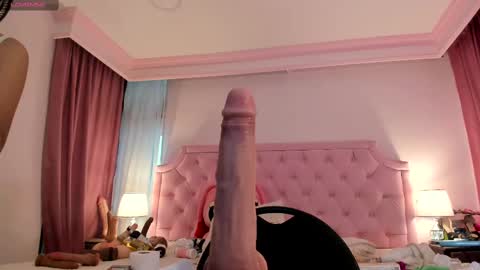 Vale Toro  online show from 02/17/25, 03:20