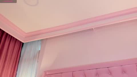 Vale Toro  online show from 02/19/25, 04:00