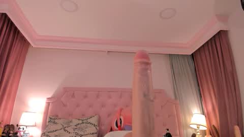 Vale Toro  online show from 09/19/25, 11:55