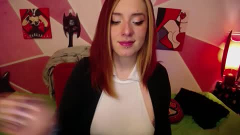 Snapshot of valeri_cove chatting on 03/25/26, 06:14 Valeri Cove online show from 03/25/26, 06:14