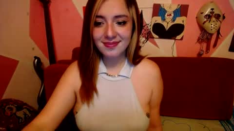 Snapshot of valeri_cove chatting on 06/25/26, 08:57 Valeri Cove online show from 06/25/26, 08:57