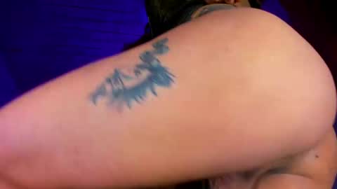 Snapshot of valeri_hilton chatting on 04/08/26, 12:54 valeri_hilton online show from 04/08/26, 12:54