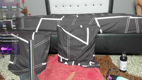 Snapshot of valeri_hurtado chatting on 12/04/24, 05:38 Valeria online show from 12/04/24, 05:38