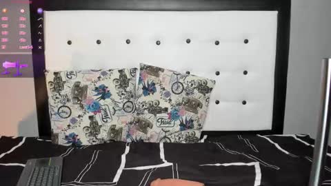 Snapshot of valeri_hurtado chatting on 09/11/25, 02:33 Valeria online show from 09/11/25, 02:33