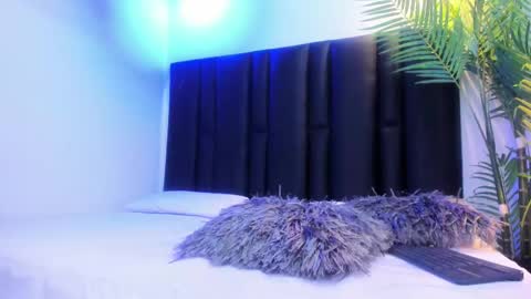 valeri_tafur online show from 10/03/25, 11:02