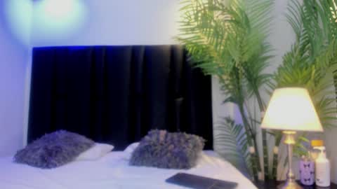 valeri_tafur online show from 10/17/25, 11:02