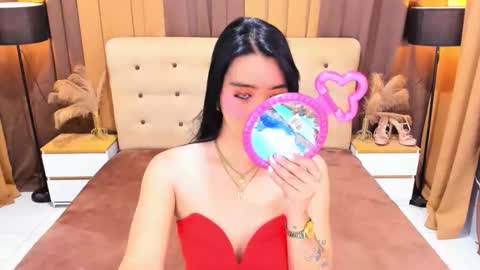 Snapshot of valeria_califa chatting on 05/03/26, 04:18 Valeria online show from 05/03/26, 04:18
