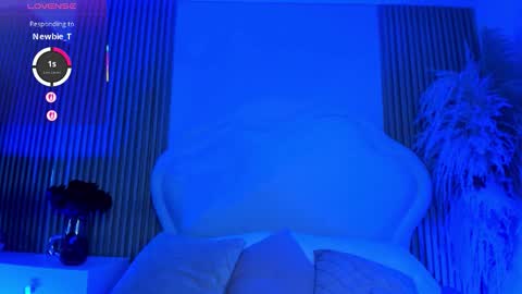 valeria_carter_ online show from 12/03/25, 09:46