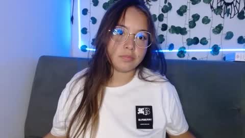 valeria online show from 12/12/24, 04:04