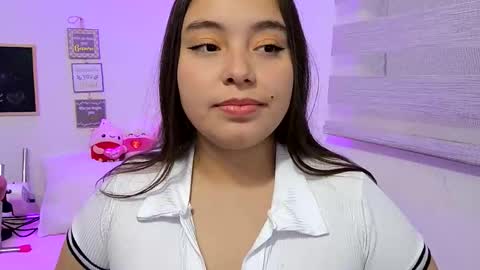 Snapshot of valeria_cherry chatting on 04/24/26, 01:19 valeria online show from 04/24/26, 01:19