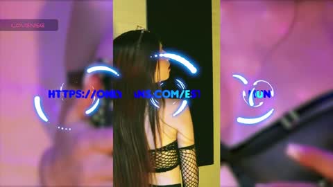 Snapshot of valeria_mendozza chatting on 01/28/25, 08:04   online show from 01/28/25, 08:04