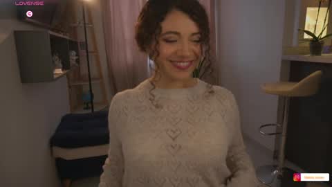 Snapshot of valeria_rosses chatting on 05/22/26, 09:20 Valeria online show from 05/22/26, 09:20