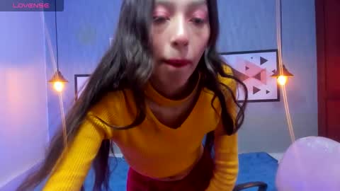 Snapshot of valeria_rossi7 chatting on 10/09/25, 02:37 Valeria online show from 10/09/25, 02:37