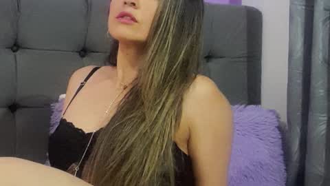 Valeria online show from 01/27/25, 10:49