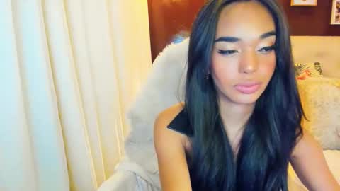 Snapshot of valeriadion chatting on 11/12/25, 03:40 Valeria online show from 11/12/25, 03:40