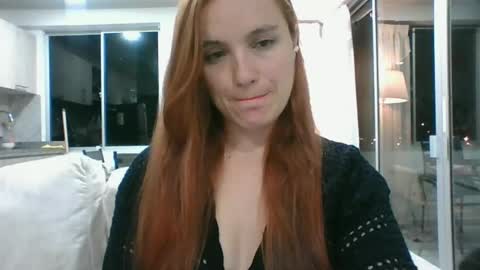 valeriafrannco online show from 06/17/26, 04:04