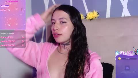 Valeria rodriguez online show from 03/05/25, 10:43