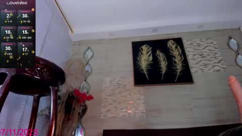 Snapshot of valeriaqueents chatting on 11/07/25, 02:39 online show from 11/07/25, 02:39