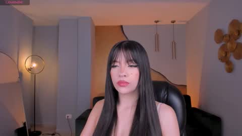 Valeria online show from 10/23/25, 04:01