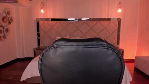 Valeria online show from 11/04/25, 03:49