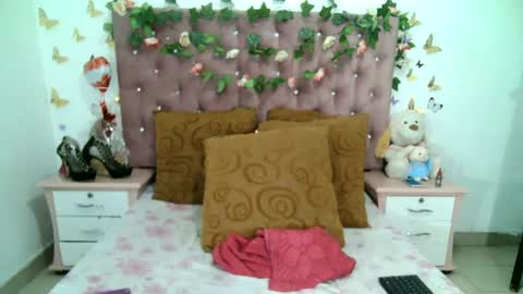 La valerie26 online show from 02/15/25, 08:54