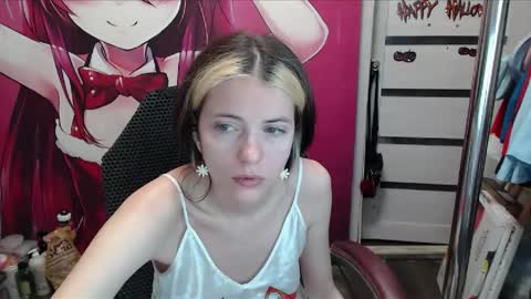 ValeriaXKiss online show from 05/14/26, 12:50