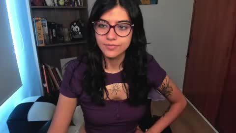 Snapshot of valerie__sky chatting on 07/18/26, 02:54 Val online show from 07/18/26, 02:54