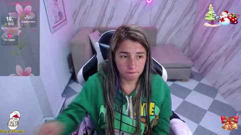 Snapshot of valerie_b chatting on 12/11/24, 09:41 valerie_b online show from 12/11/24, 09:41