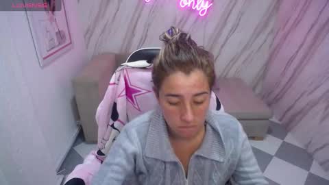 Snapshot of valerie_b chatting on 12/13/24, 06:10 valerie_b online show from 12/13/24, 06:10