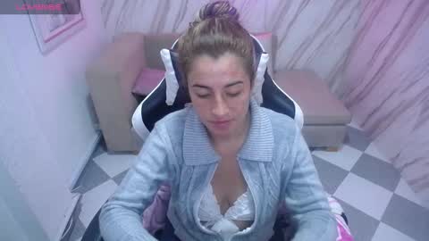 Snapshot of valerie_b chatting on 12/14/24, 10:56 valerie_b online show from 12/14/24, 10:56