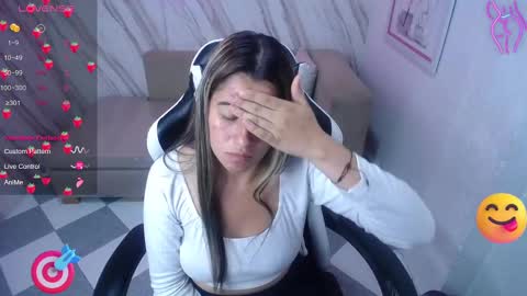 Snapshot of valerie_b chatting on 02/14/25, 09:03 valerie_b online show from 02/14/25, 09:03