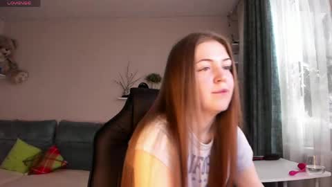 Snapshot of valerie_cutee chatting on 05/13/26, 12:02 Lera online show from 05/13/26, 12:02