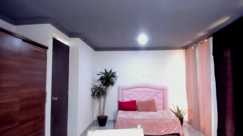 Valerie fox online show from 10/04/25, 03:10