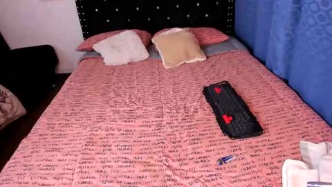 valerie luxe   online show from 02/24/25, 02:19