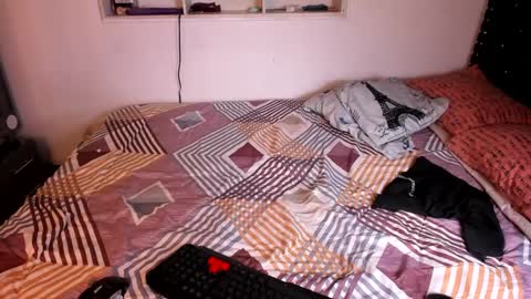 valerie luxe   online show from 09/17/25, 05:09