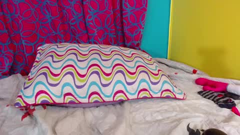 vale online show from 03/08/25, 11:07