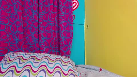 vale online show from 03/10/25, 04:46